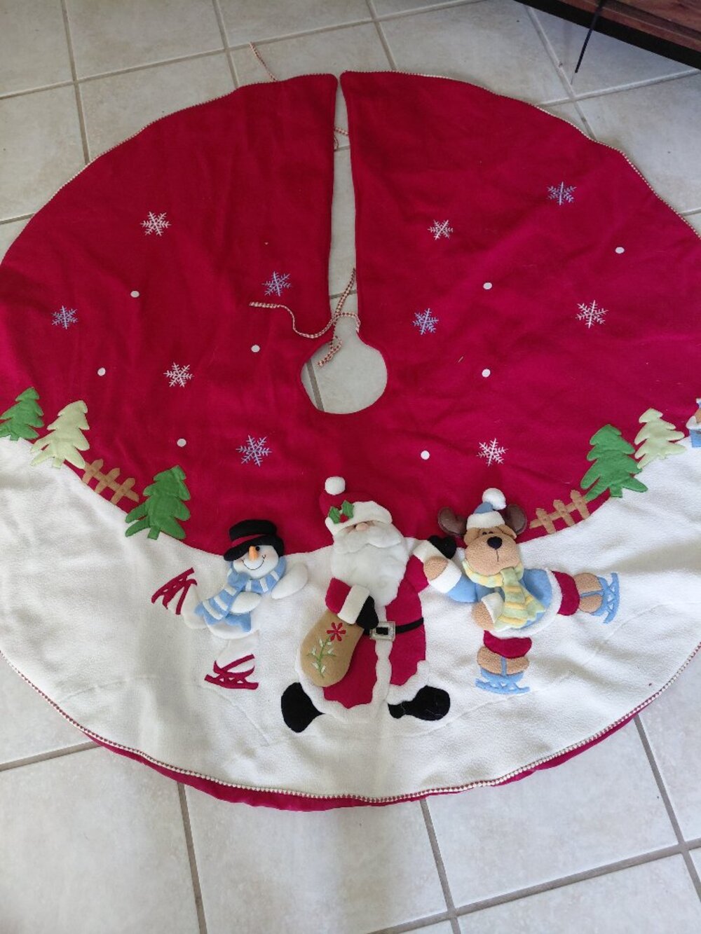 Large Christmas Tree Skirt Red Santa Embroidered 3D